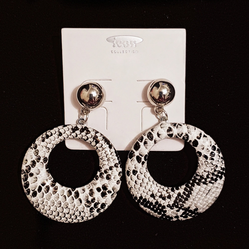 Silvertone & White Snakeskin Disk Cut-Out Earrings